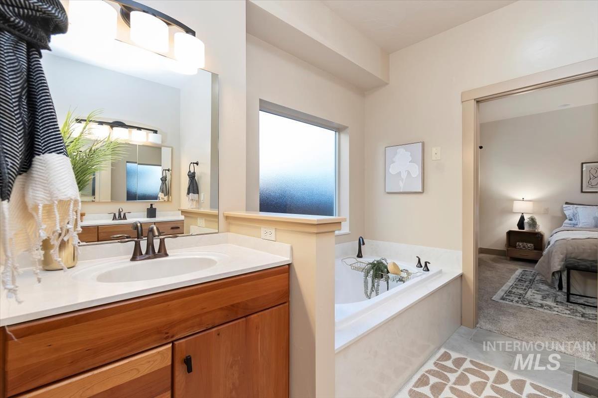 898 E Segundo, Meridian, Idaho 83646, 4 Bedrooms, 2 Bathrooms, Residential For Sale, Price $599,900,MLS 98975263