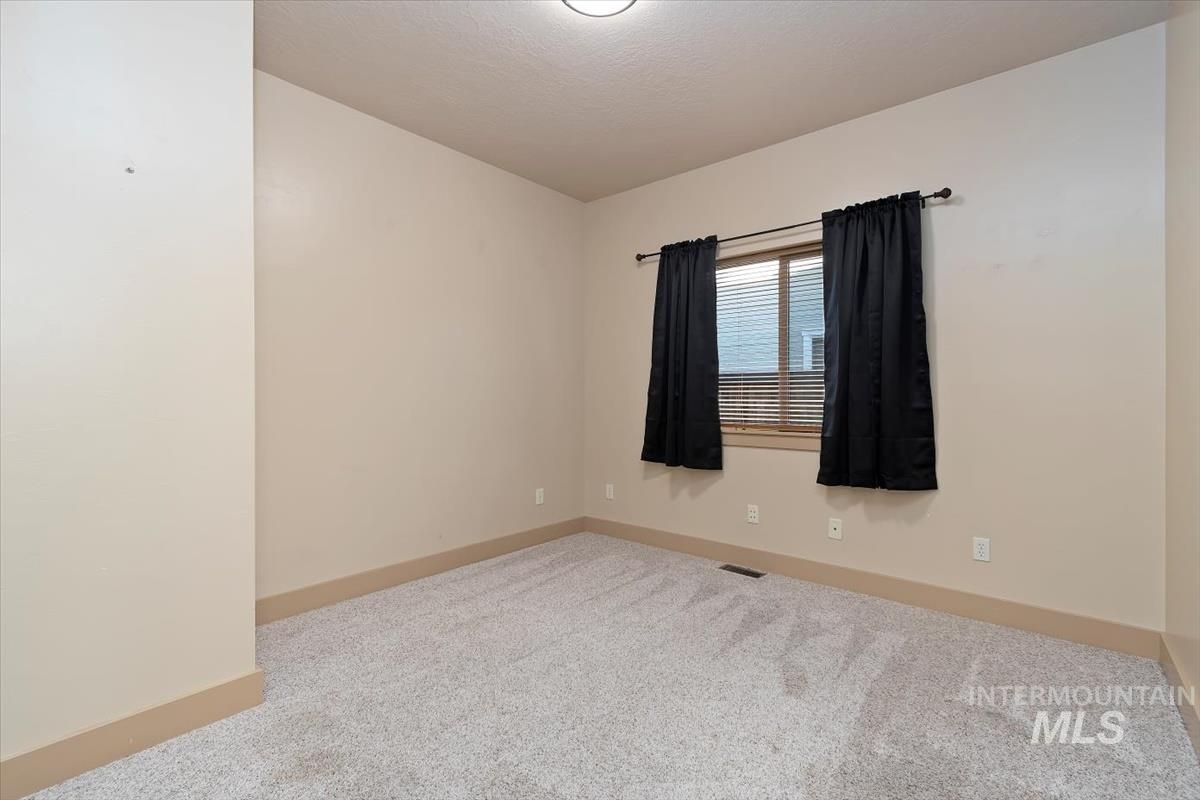 898 E Segundo, Meridian, Idaho 83646, 4 Bedrooms, 2 Bathrooms, Residential For Sale, Price $599,900,MLS 98975263