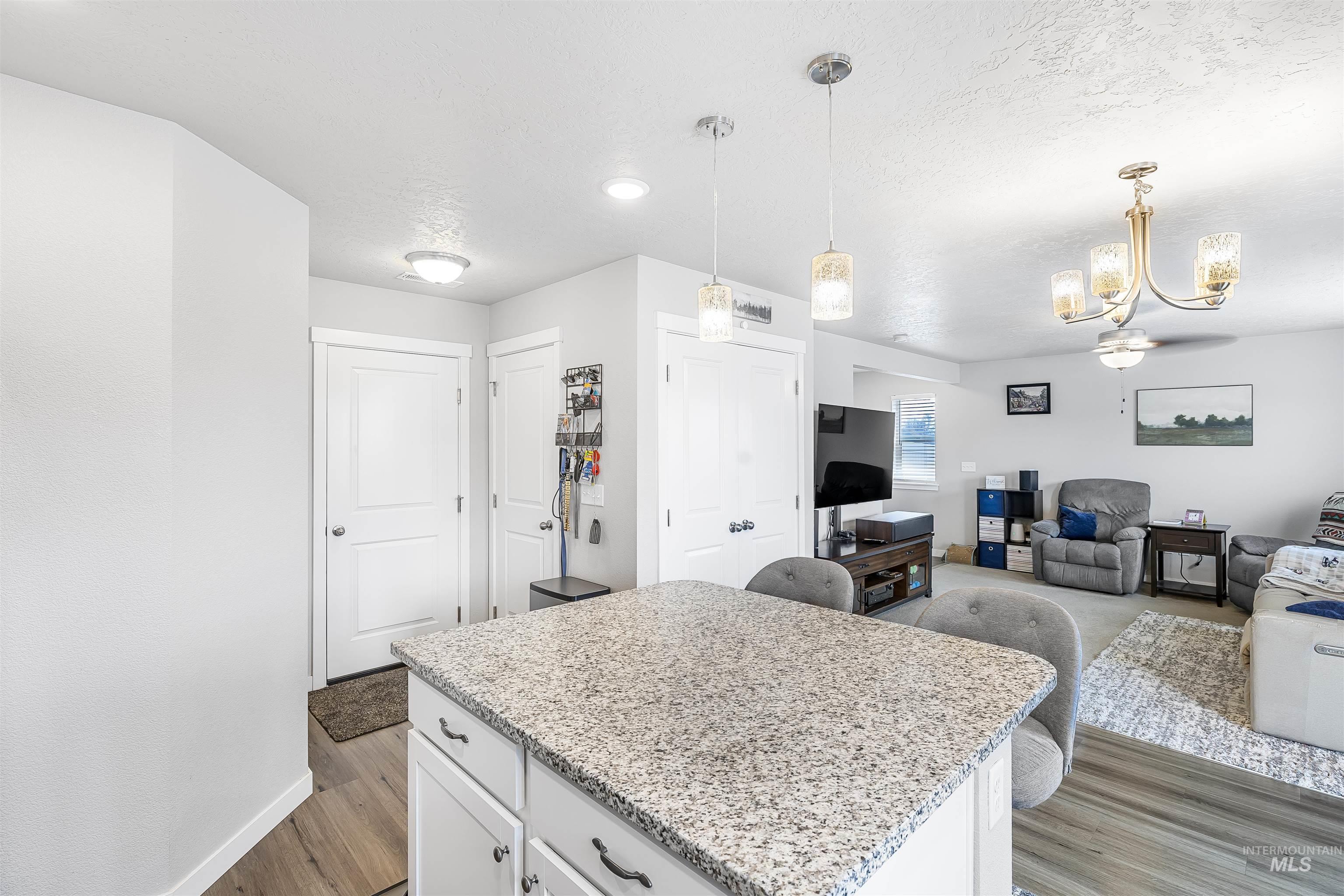 15205 N Renae Way, Nampa, Idaho 83651, 3 Bedrooms, 2.5 Bathrooms, Residential For Sale, Price $385,000, 98975264