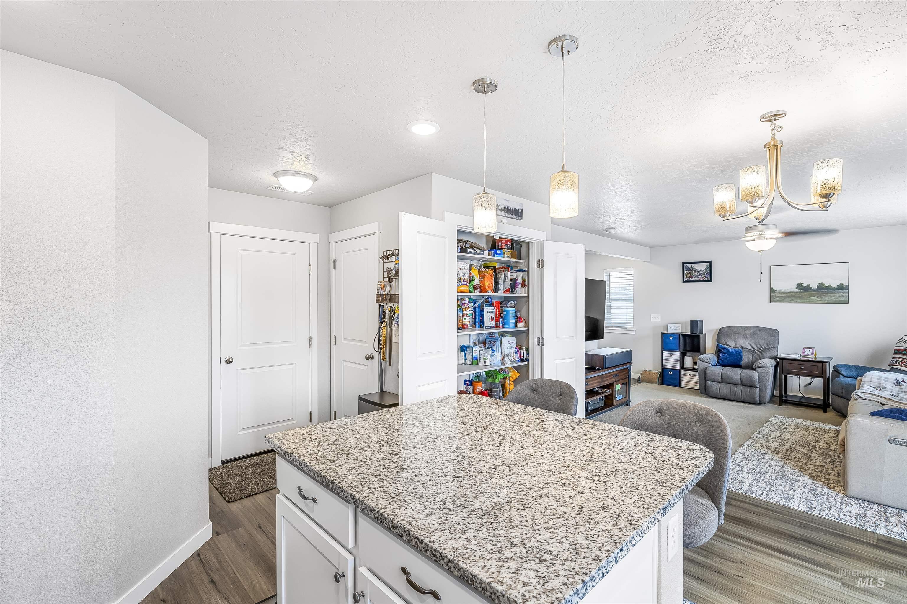 15205 N Renae Way, Nampa, Idaho 83651, 3 Bedrooms, 2.5 Bathrooms, Residential For Sale, Price $385,000, 98975264