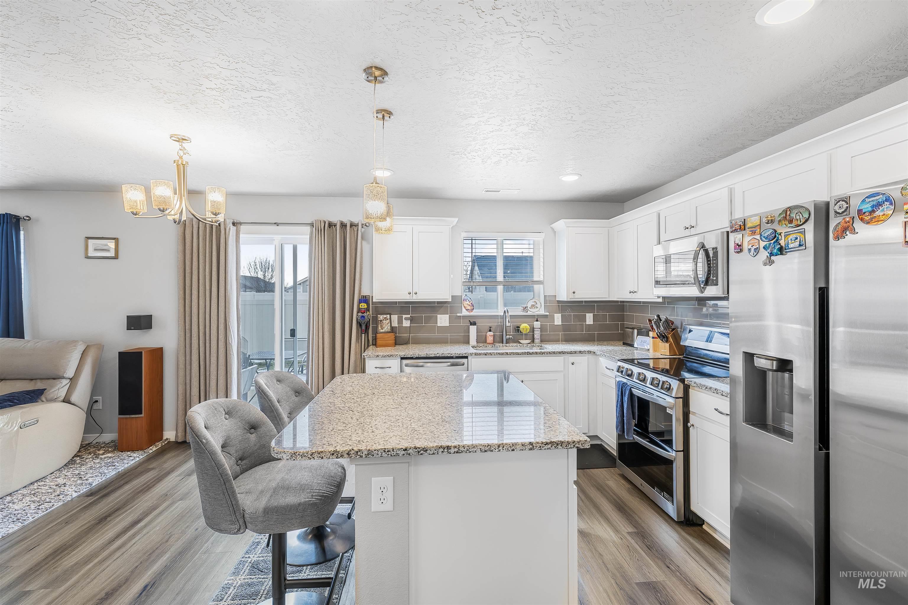 15205 N Renae Way, Nampa, Idaho 83651, 3 Bedrooms, 2.5 Bathrooms, Residential For Sale, Price $385,000, 98975264