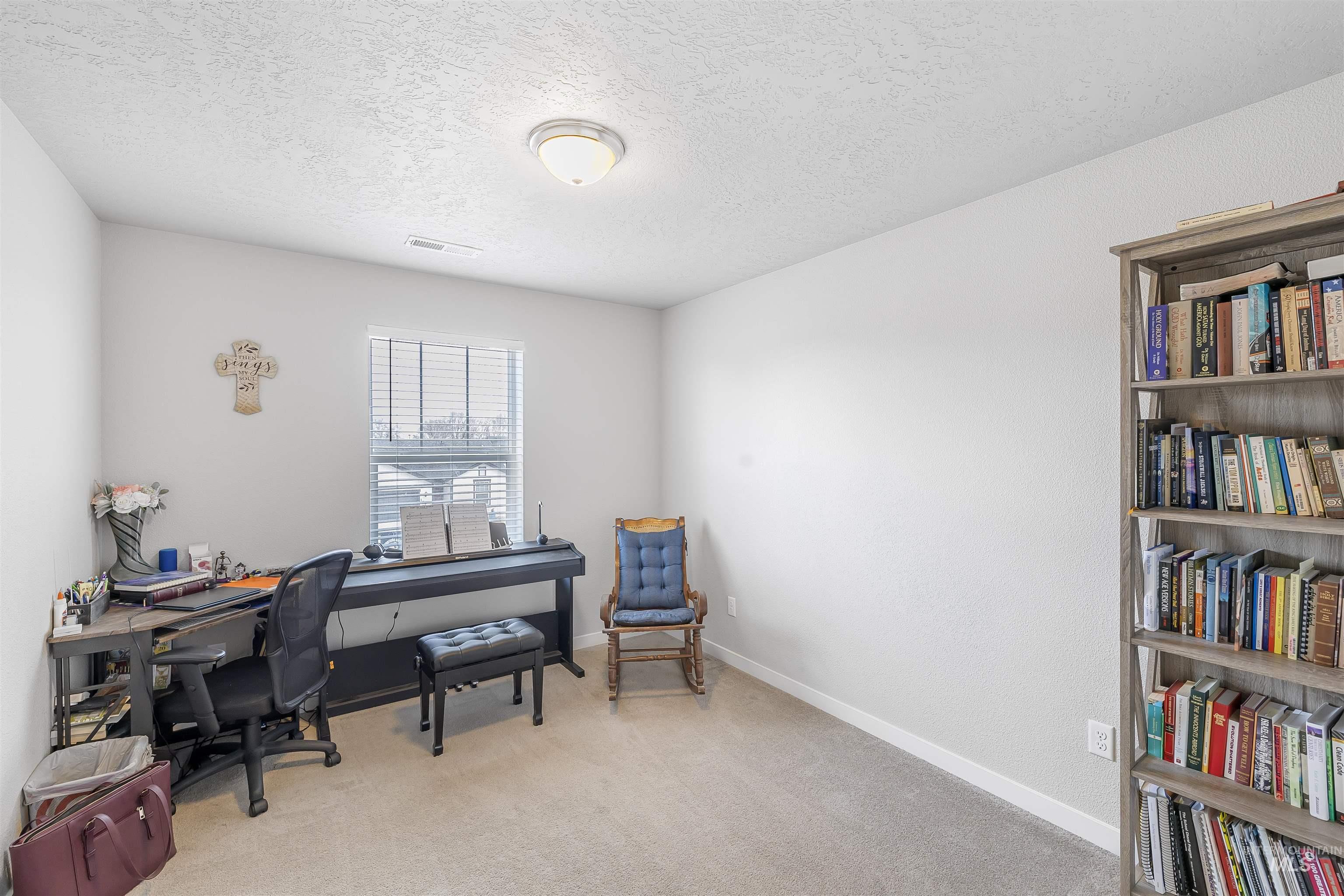 15205 N Renae Way, Nampa, Idaho 83651, 3 Bedrooms, 2.5 Bathrooms, Residential For Sale, Price $385,000, 98975264