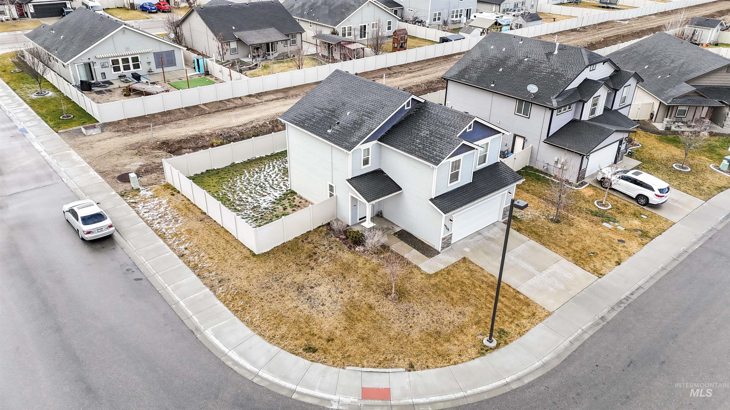 15205 N Renae Way, Nampa, Idaho 83651, 3 Bedrooms, 2.5 Bathrooms, Residential For Sale, Price $385,000, 98975264