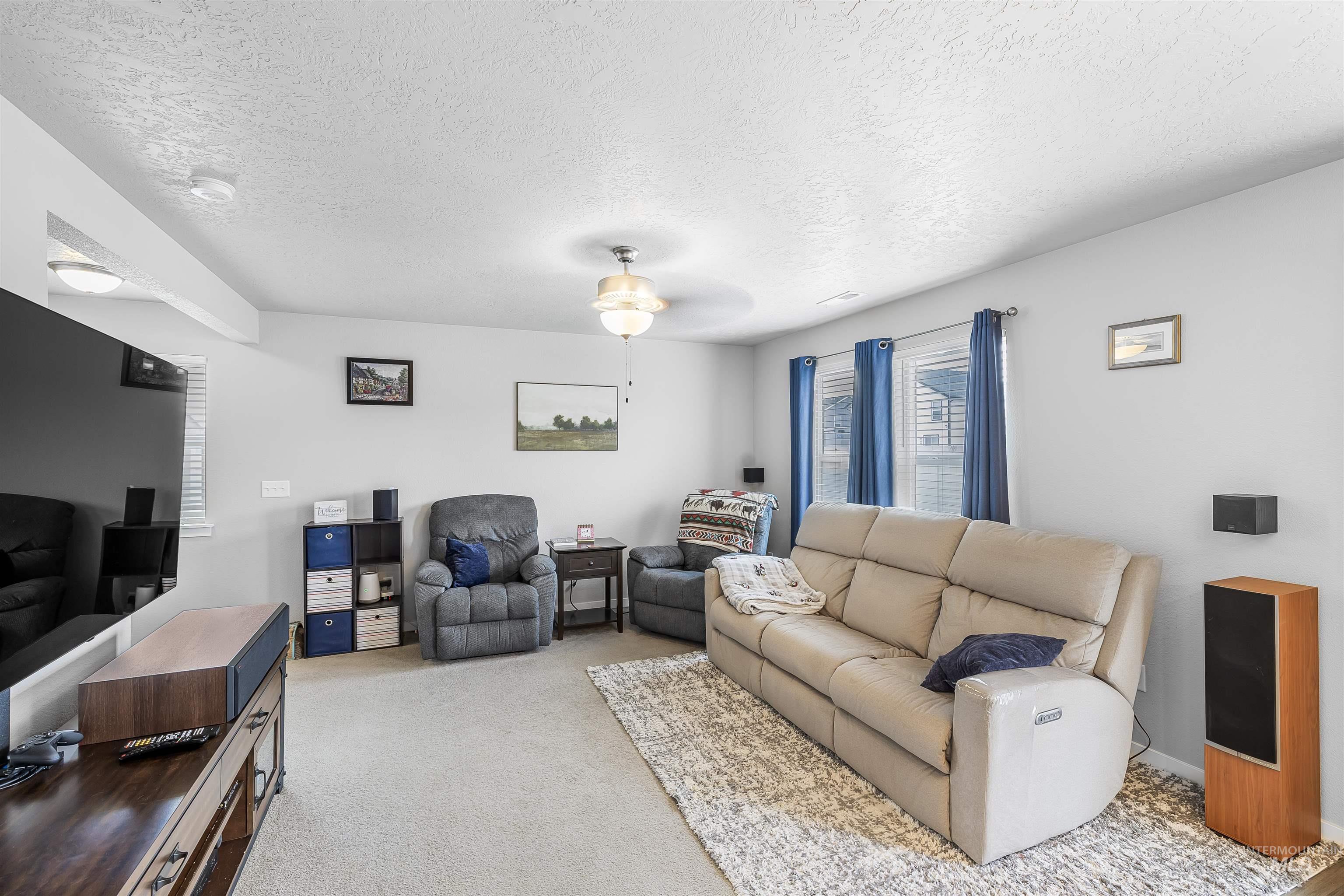 15205 N Renae Way, Nampa, Idaho 83651, 3 Bedrooms, 2.5 Bathrooms, Residential For Sale, Price $385,000, 98975264