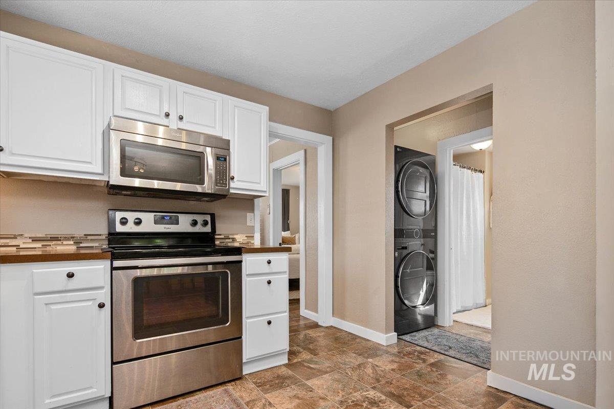 2416 W Ona St, Boise, Idaho 83705, 2 Bedrooms, 1 Bathroom, Residential For Sale, Price $365,000,MLS 98975265