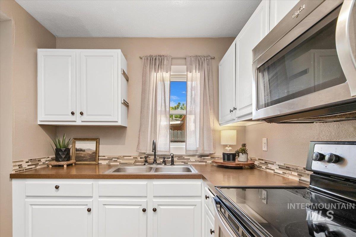 2416 W Ona St, Boise, Idaho 83705, 2 Bedrooms, 1 Bathroom, Residential For Sale, Price $365,000,MLS 98975265