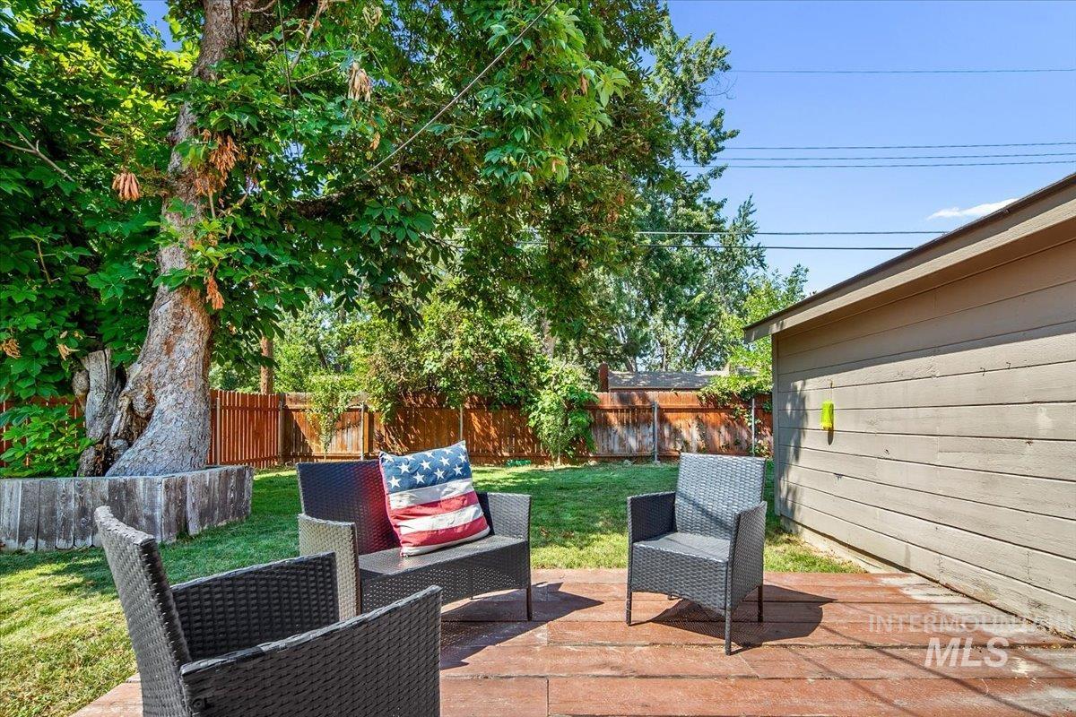 2416 W Ona St, Boise, Idaho 83705, 2 Bedrooms, 1 Bathroom, Residential For Sale, Price $365,000,MLS 98975265