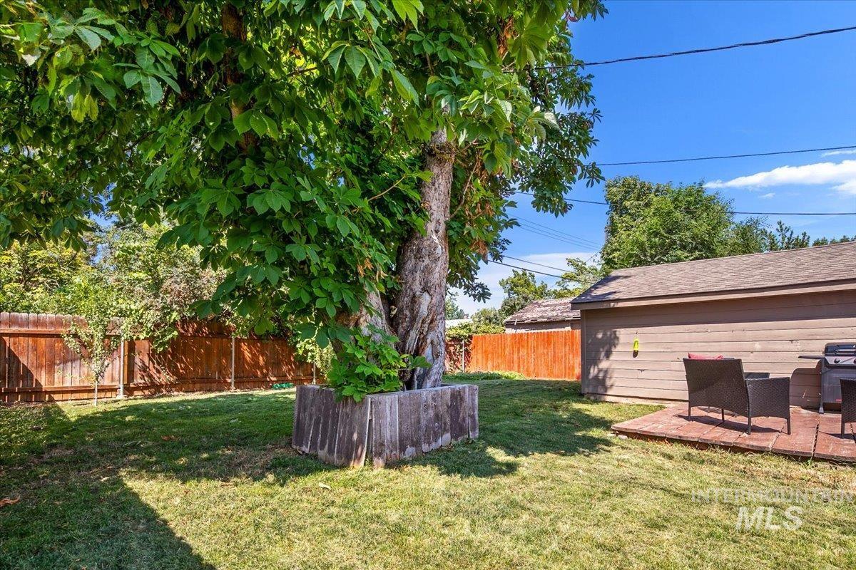 2416 W Ona St, Boise, Idaho 83705, 2 Bedrooms, 1 Bathroom, Residential For Sale, Price $365,000,MLS 98975265