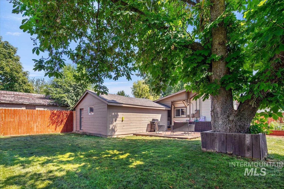 2416 W Ona St, Boise, Idaho 83705, 2 Bedrooms, 1 Bathroom, Residential For Sale, Price $365,000,MLS 98975265