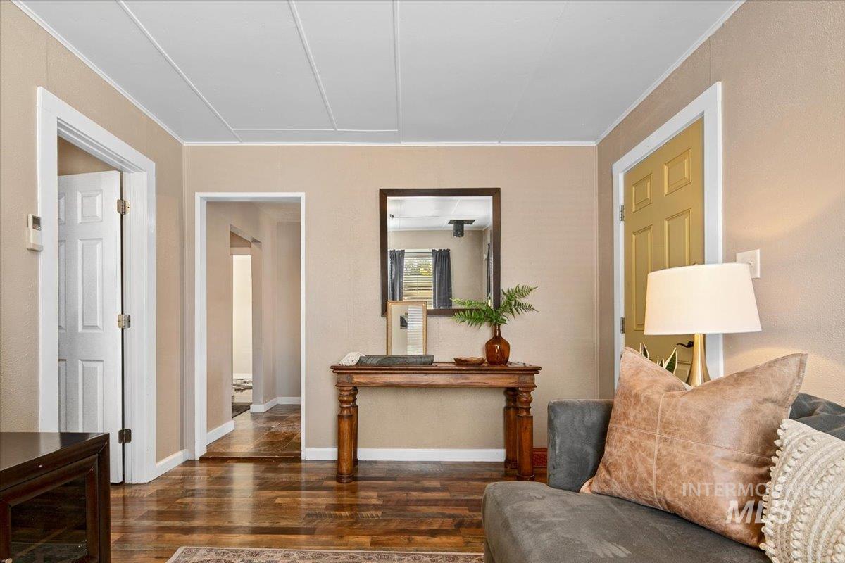 2416 W Ona St, Boise, Idaho 83705, 2 Bedrooms, 1 Bathroom, Residential For Sale, Price $365,000,MLS 98975265