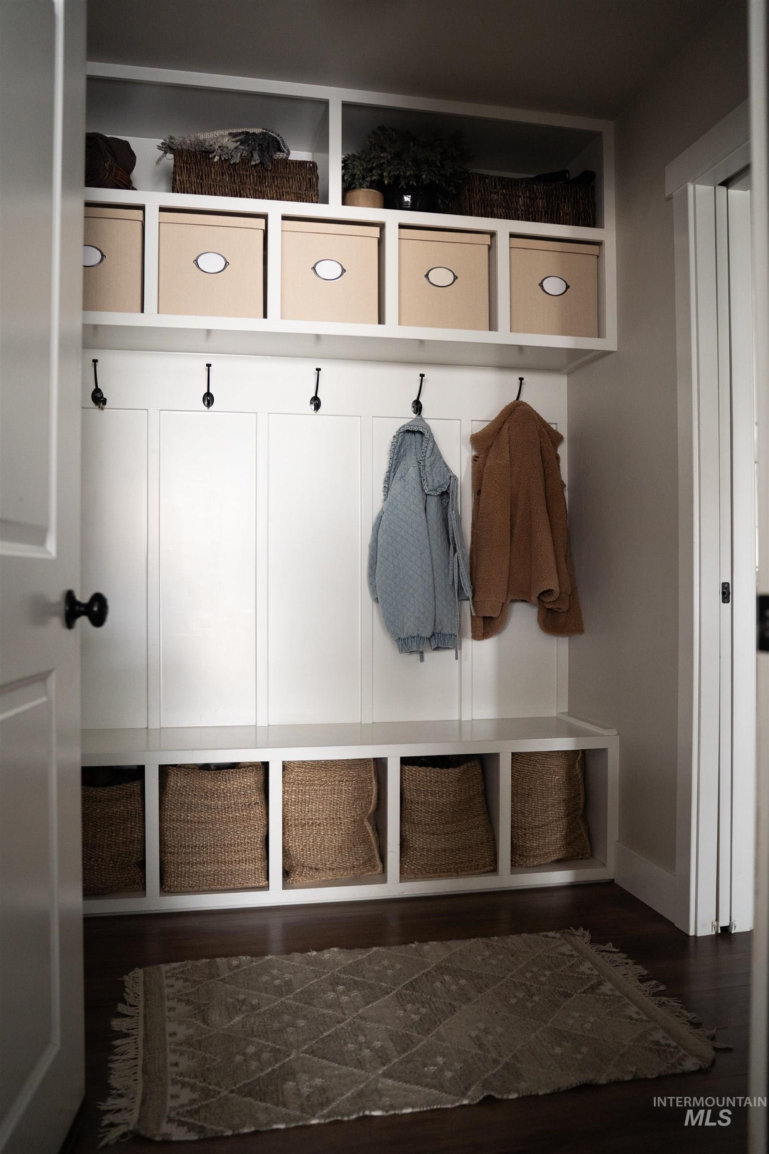 764 Midnight Sun Loop, Twin Falls, Idaho 83301, 6 Bedrooms, 3 Bathrooms, Residential For Sale, Price $760,000,MLS 98975266