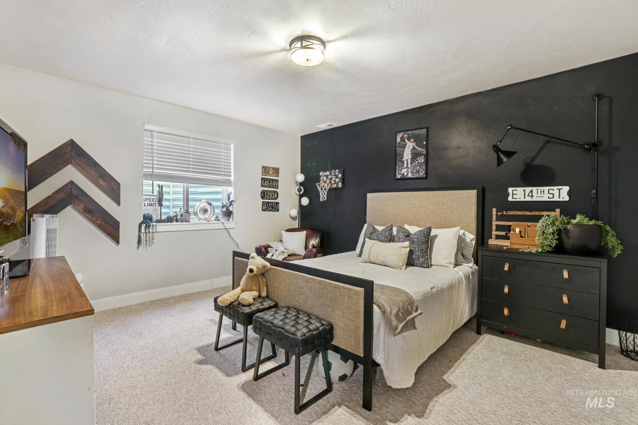 764 Midnight Sun Loop, Twin Falls, Idaho 83301, 6 Bedrooms, 3 Bathrooms, Residential For Sale, Price $760,000,MLS 98975266