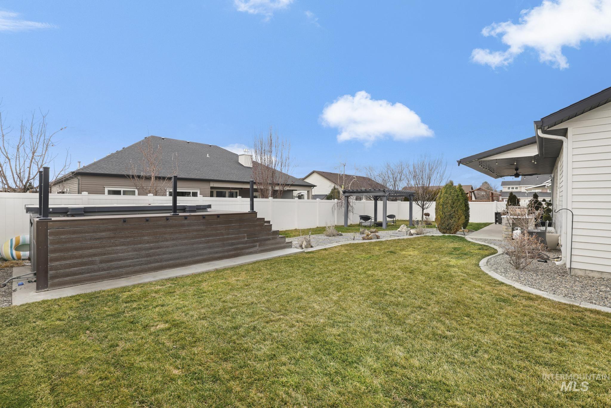 764 Midnight Sun Loop, Twin Falls, Idaho 83301, 6 Bedrooms, 3 Bathrooms, Residential For Sale, Price $760,000,MLS 98975266