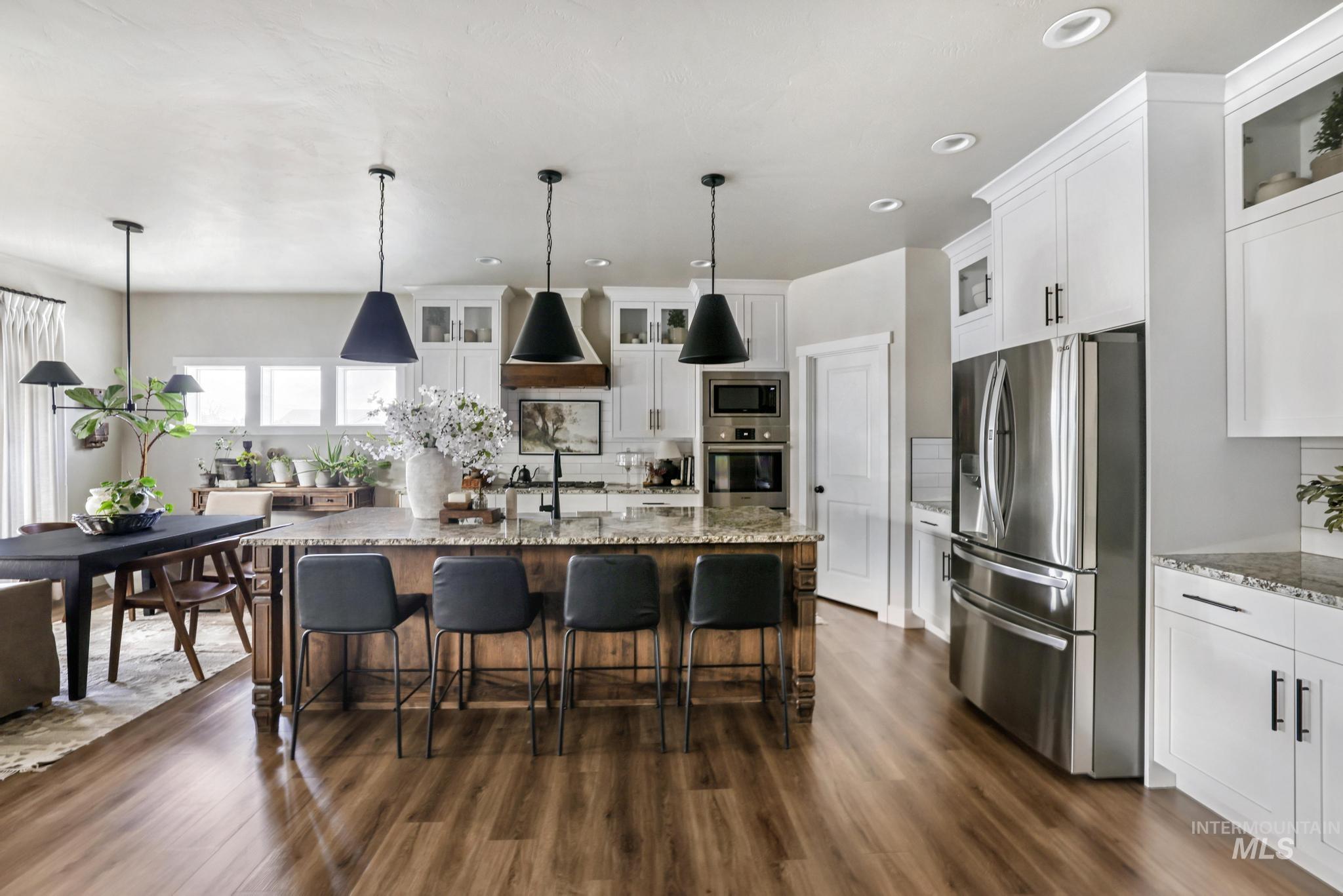 764 Midnight Sun Loop, Twin Falls, Idaho 83301, 6 Bedrooms, 3 Bathrooms, Residential For Sale, Price $760,000,MLS 98975266