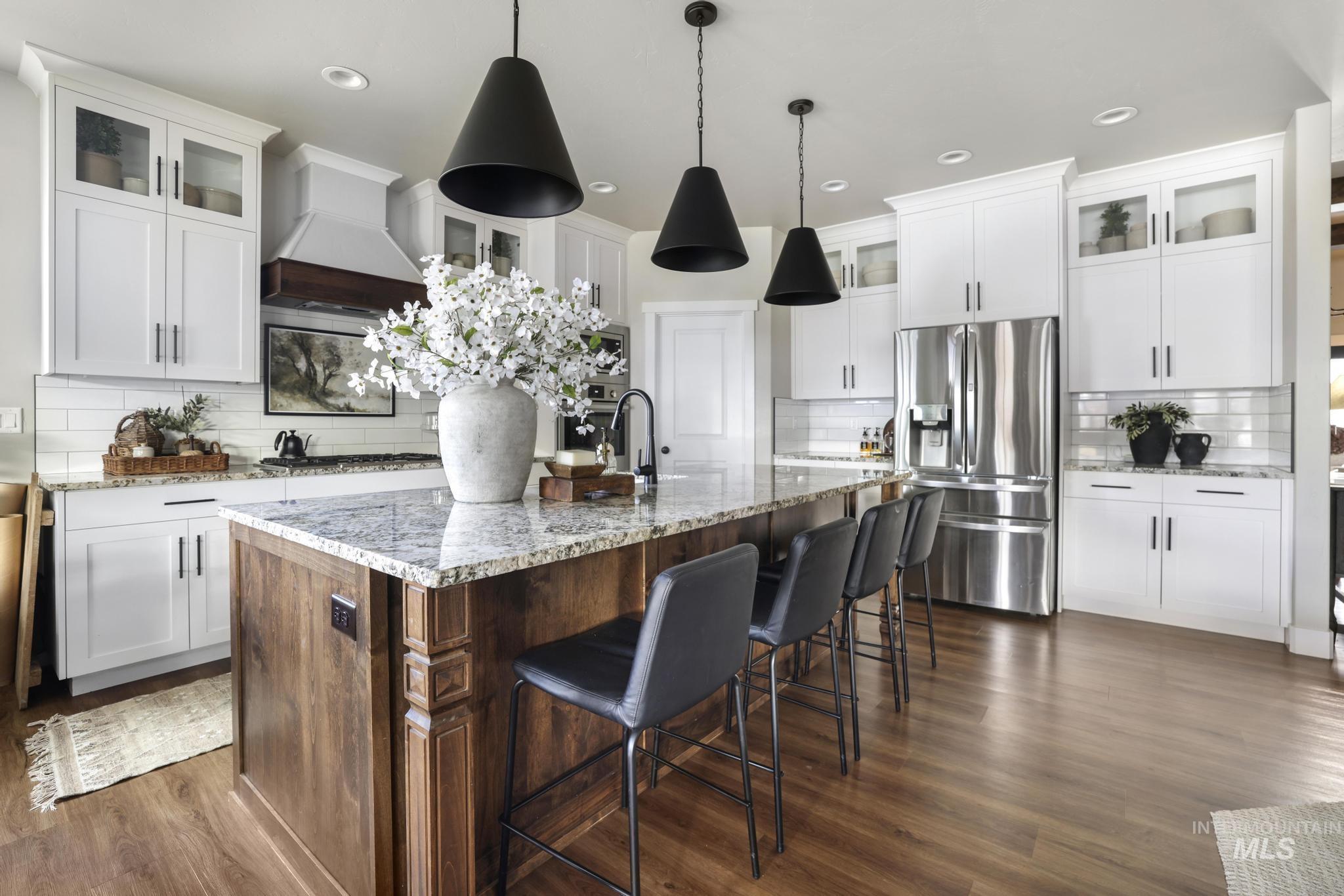 764 Midnight Sun Loop, Twin Falls, Idaho 83301, 6 Bedrooms, 3 Bathrooms, Residential For Sale, Price $760,000,MLS 98975266