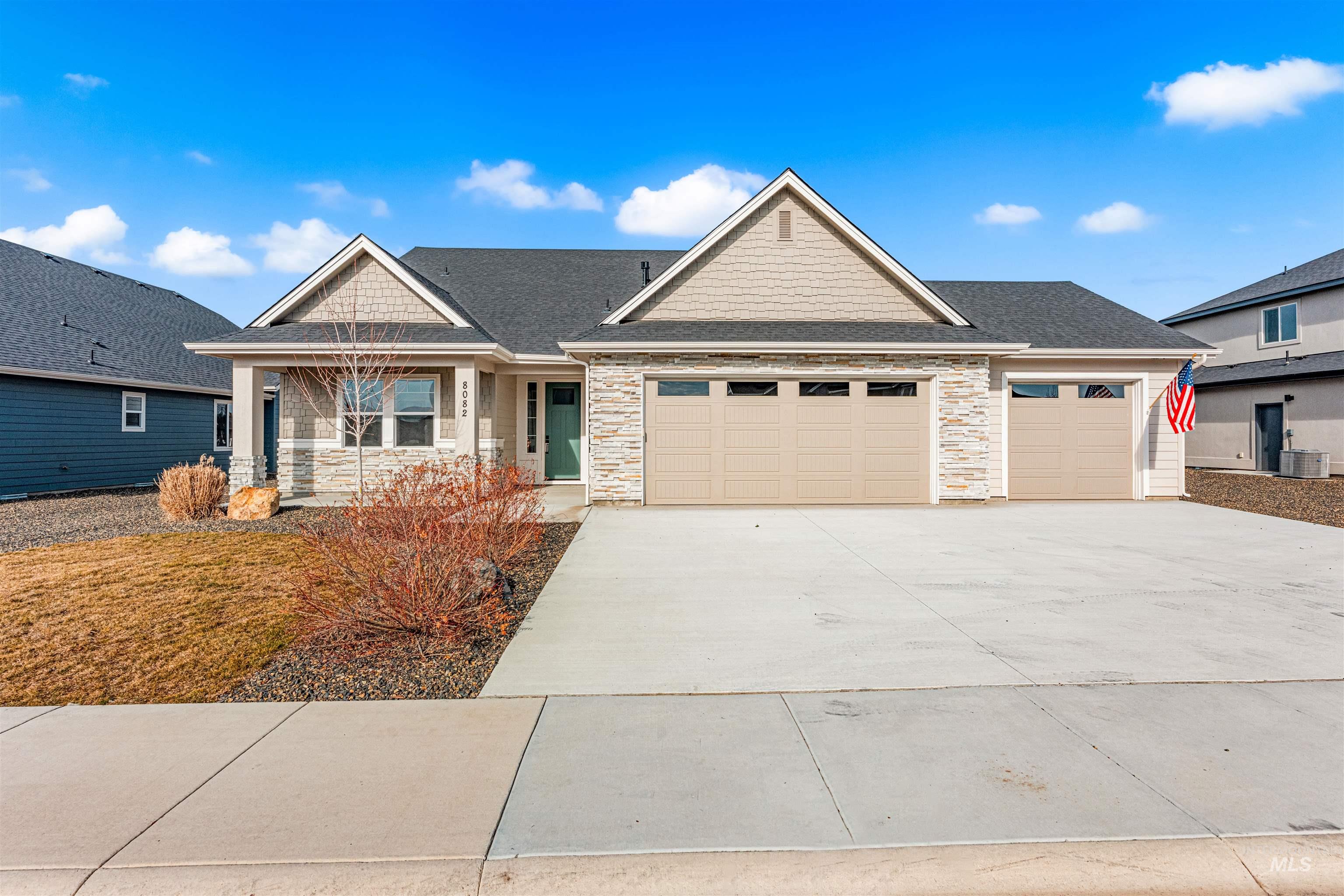 8082 Tandy Cove St, Middleton, Idaho 83644, 3 Bedrooms, 3 Bathrooms, Residential For Sale, Price $649,900, 98975267