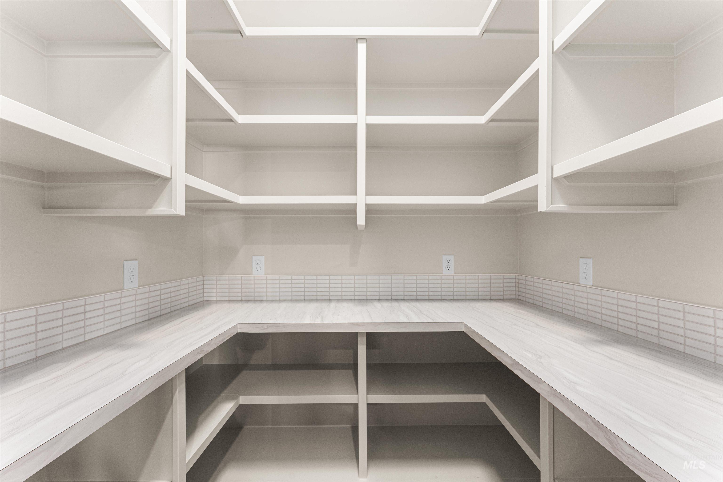 8082 Tandy Cove St, Middleton, Idaho 83644, 3 Bedrooms, 3 Bathrooms, Residential For Sale, Price $649,900, 98975267