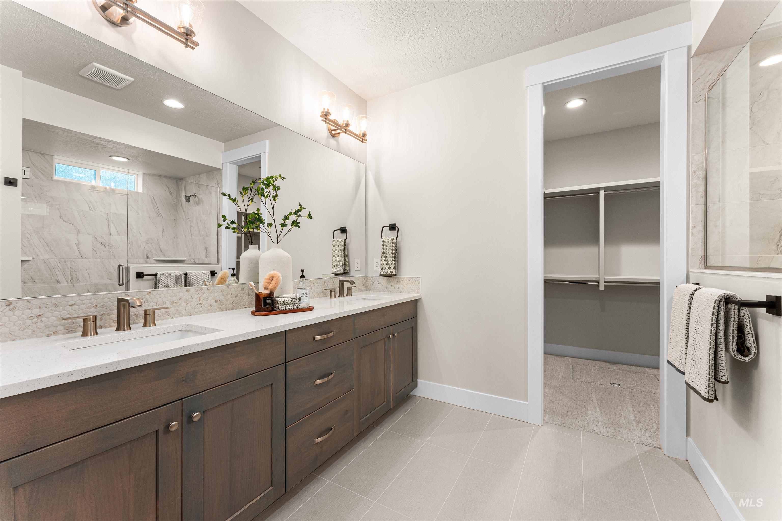 8082 Tandy Cove St, Middleton, Idaho 83644, 3 Bedrooms, 3 Bathrooms, Residential For Sale, Price $649,900, 98975267