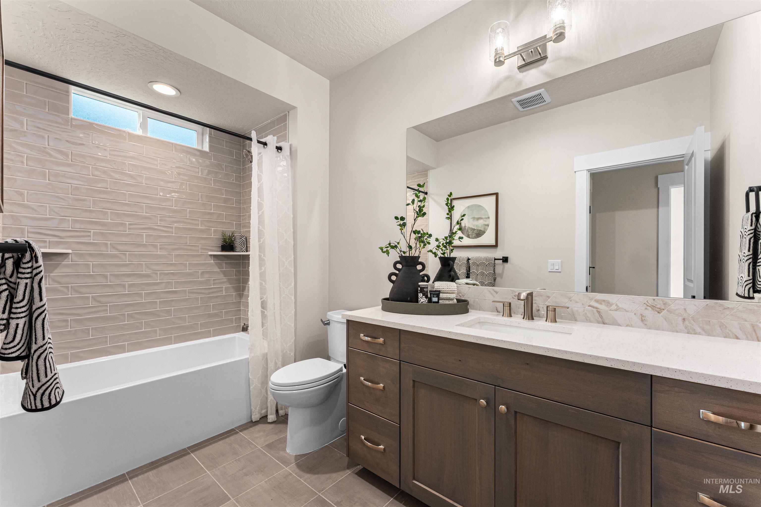 8082 Tandy Cove St, Middleton, Idaho 83644, 3 Bedrooms, 3 Bathrooms, Residential For Sale, Price $649,900, 98975267