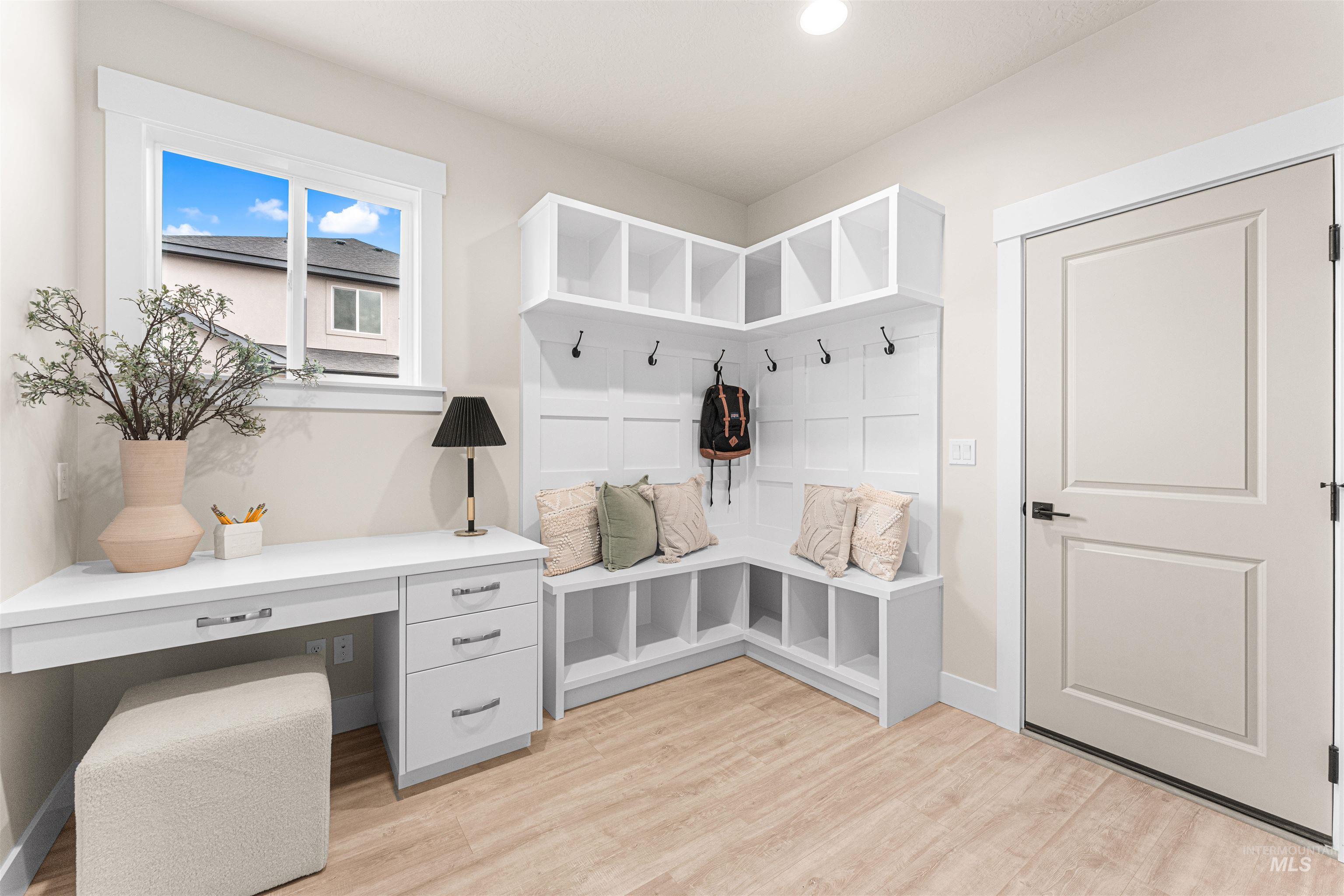 8082 Tandy Cove St, Middleton, Idaho 83644, 3 Bedrooms, 3 Bathrooms, Residential For Sale, Price $649,900, 98975267