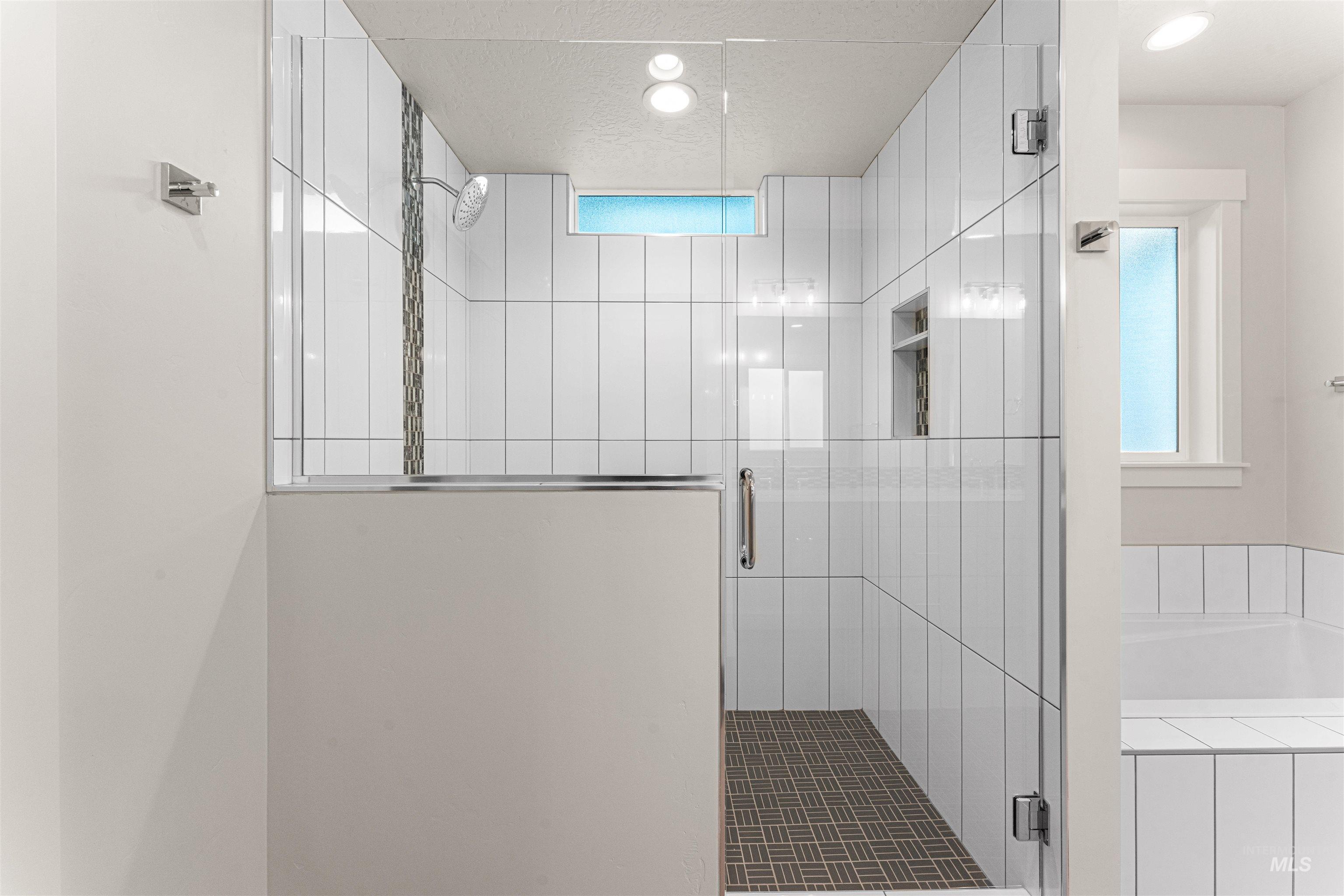 8080 Tandy Cove St, Middleton, Idaho 83644, 3 Bedrooms, 2 Bathrooms, Residential For Sale, Price $629,900,MLS 98975268