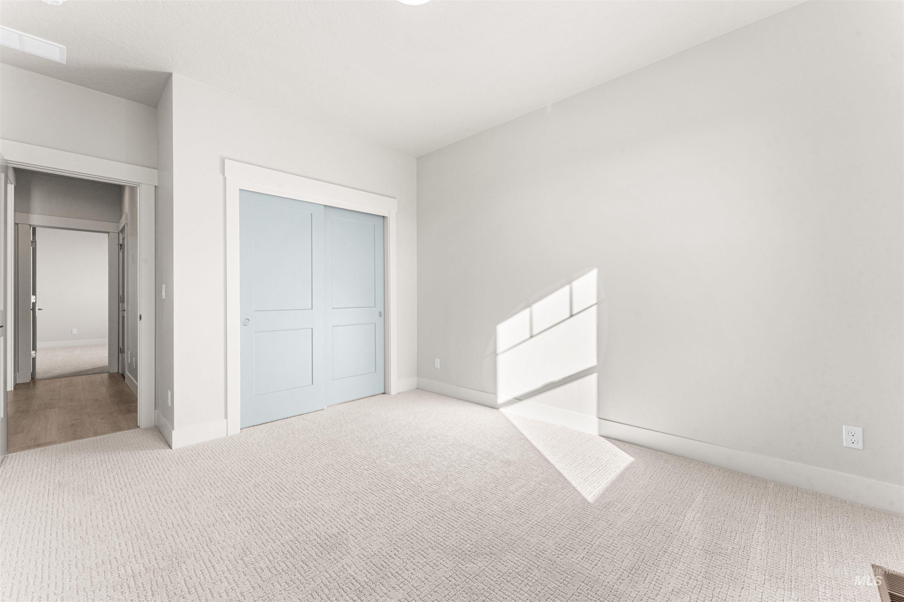 8080 Tandy Cove St, Middleton, Idaho 83644, 3 Bedrooms, 2 Bathrooms, Residential For Sale, Price $629,900,MLS 98975268