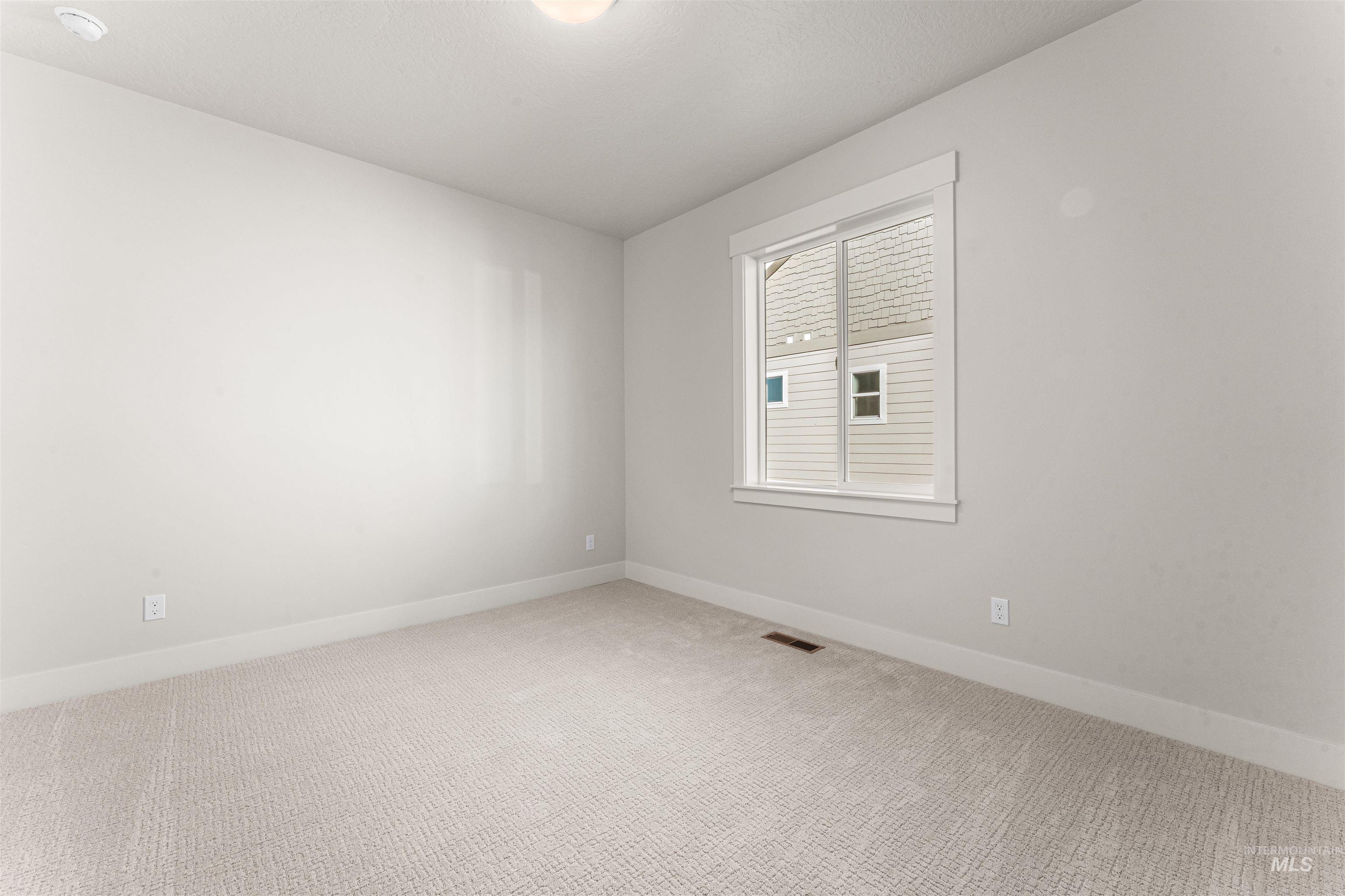 8080 Tandy Cove St, Middleton, Idaho 83644, 3 Bedrooms, 2 Bathrooms, Residential For Sale, Price $629,900,MLS 98975268