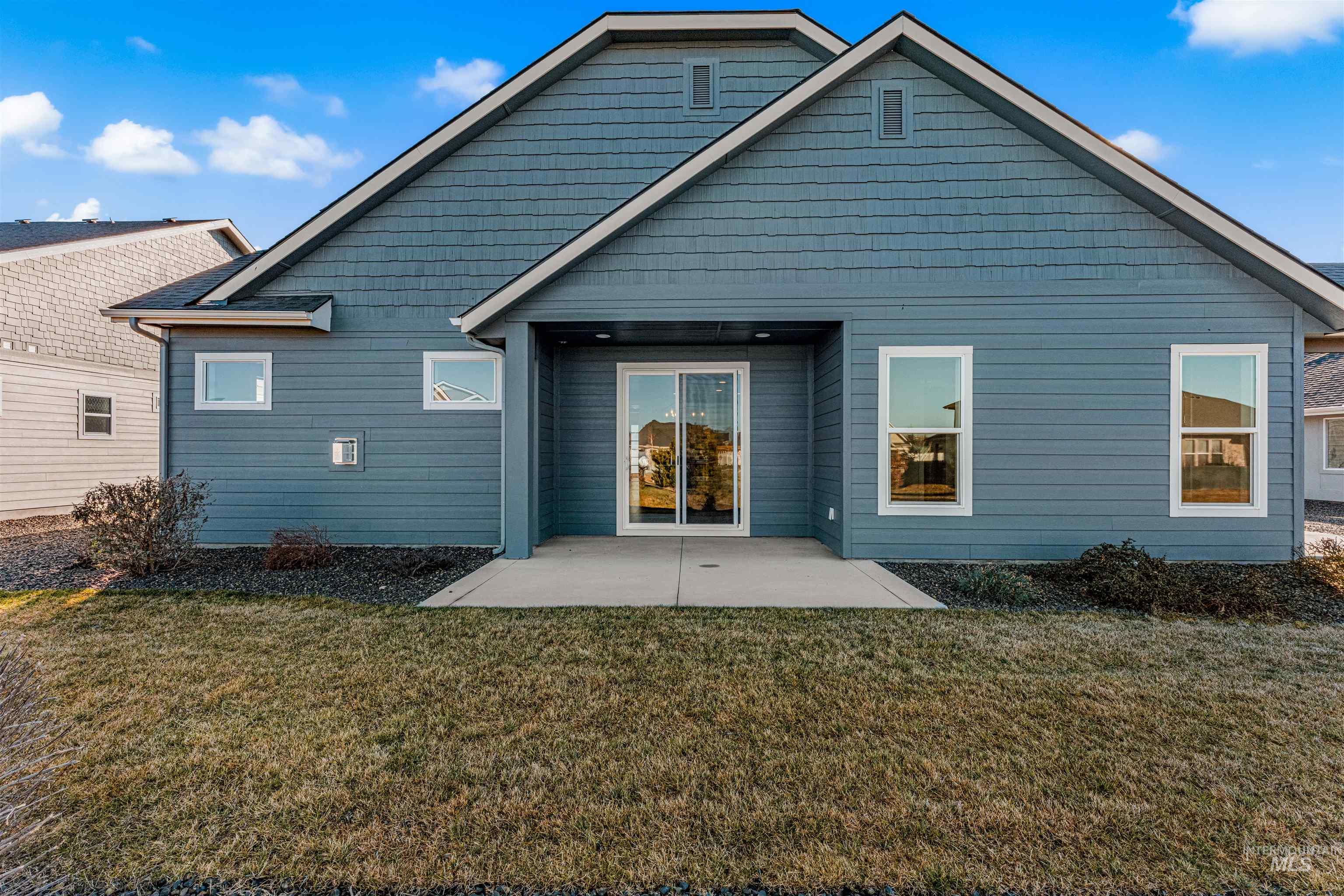 8080 Tandy Cove St, Middleton, Idaho 83644, 3 Bedrooms, 2 Bathrooms, Residential For Sale, Price $629,900,MLS 98975268