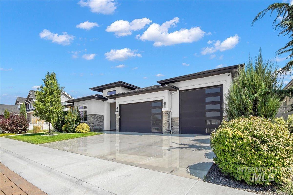 4518 N Panaro Avenue, Meridian, Idaho 83646, 4 Bedrooms, 3 Bathrooms, Residential For Sale, Price $775,000,MLS 98975269