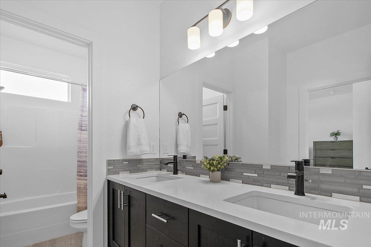 4518 N Panaro Avenue, Meridian, Idaho 83646, 4 Bedrooms, 3 Bathrooms, Residential For Sale, Price $775,000,MLS 98975269