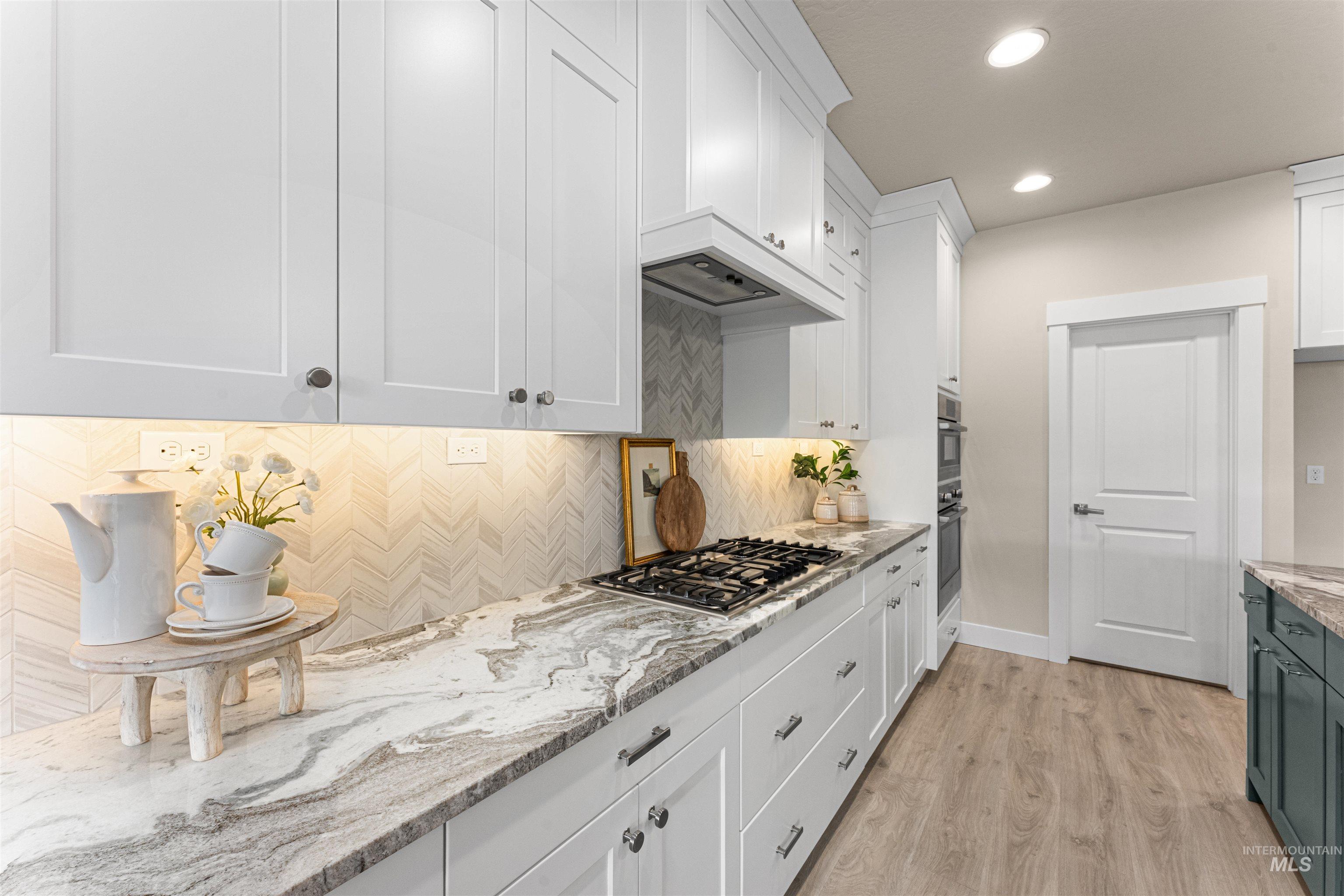 8078 Tandy Cove St, Middleton, Idaho 83644, 4 Bedrooms, 2.5 Bathrooms, Residential For Sale, Price $649,900,MLS 98975270