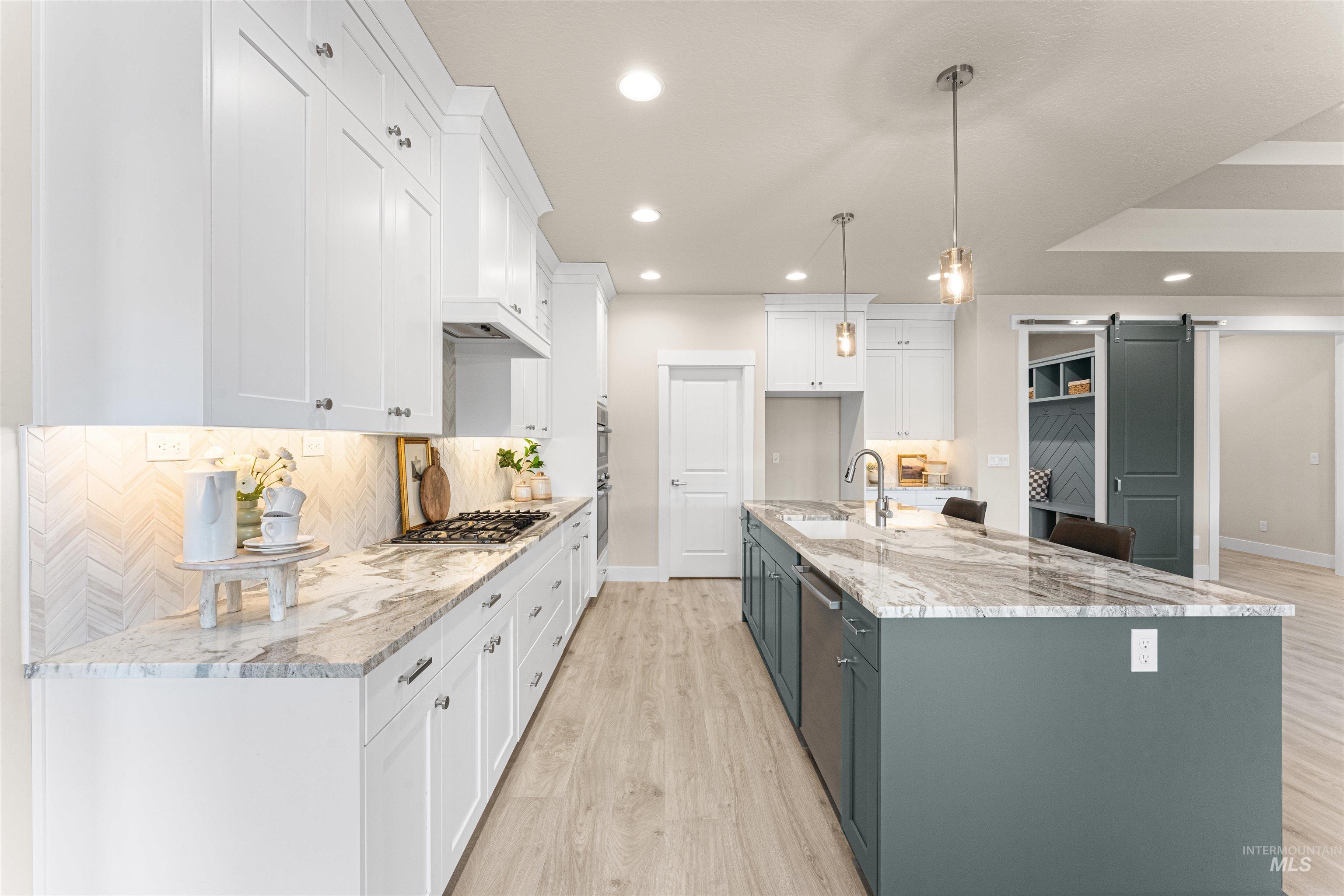 8078 Tandy Cove St, Middleton, Idaho 83644, 4 Bedrooms, 2.5 Bathrooms, Residential For Sale, Price $649,900,MLS 98975270