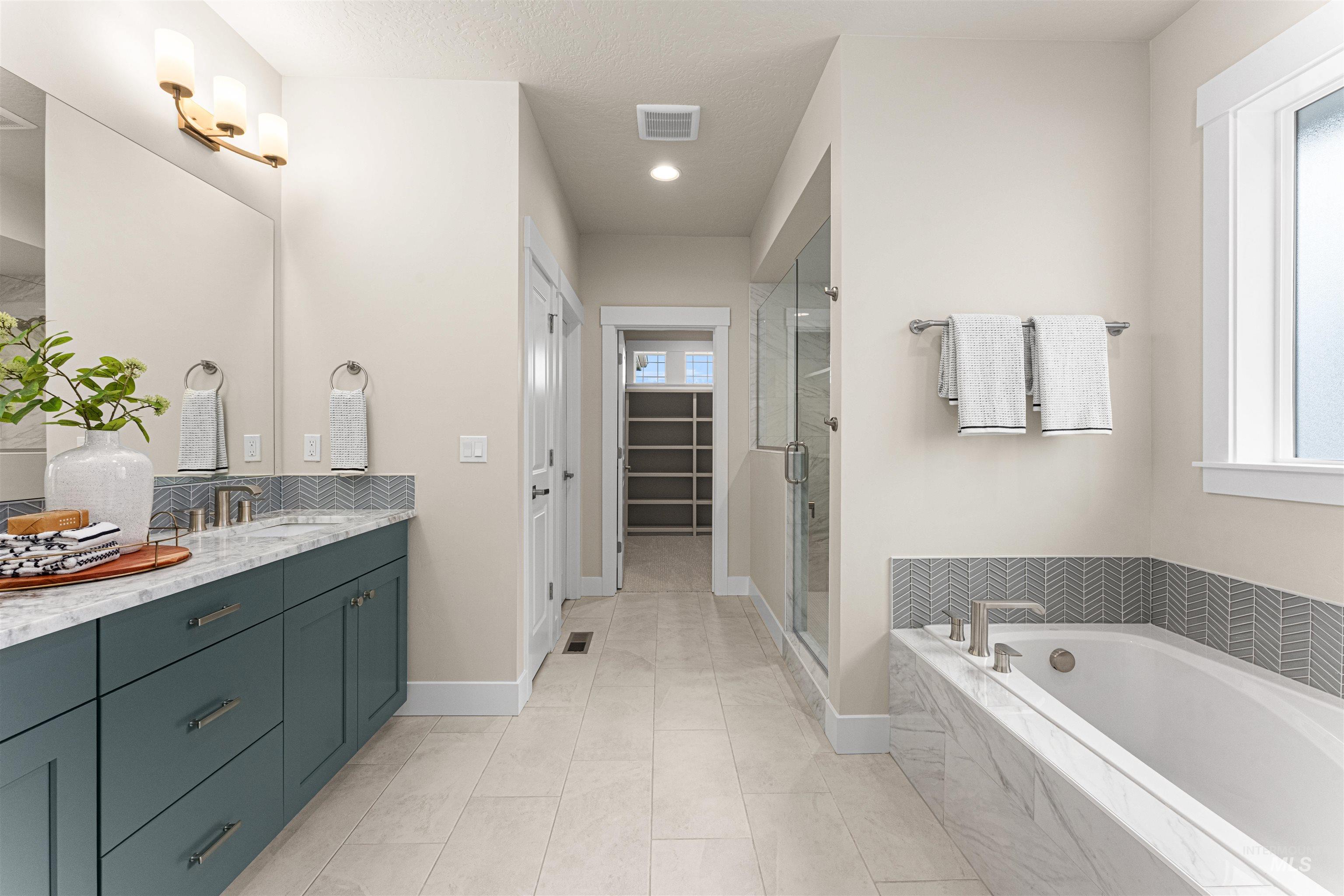 8078 Tandy Cove St, Middleton, Idaho 83644, 4 Bedrooms, 2.5 Bathrooms, Residential For Sale, Price $649,900,MLS 98975270