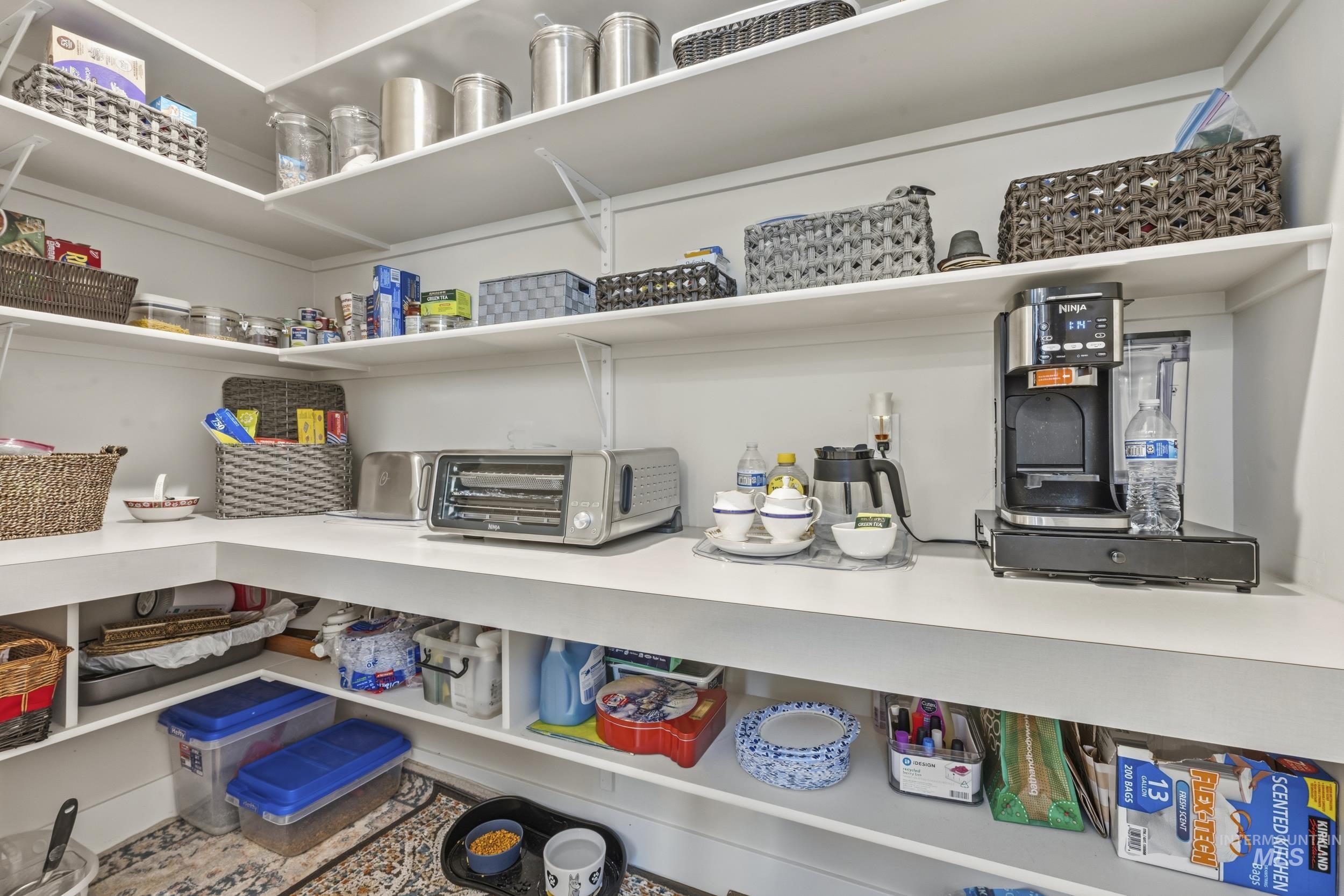 12531 W Arabian Dr., Boise, Idaho 83709, 5 Bedrooms, 3 Bathrooms, Residential For Sale, Price $710,000,MLS 98975274