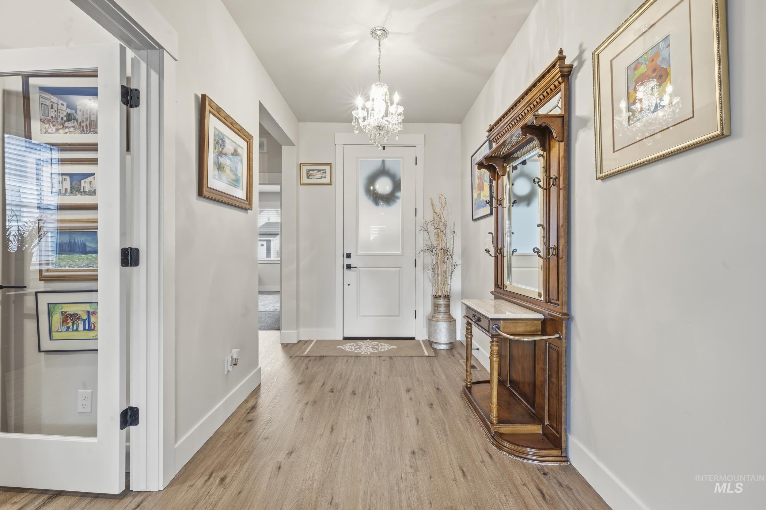 12531 W Arabian Dr., Boise, Idaho 83709, 5 Bedrooms, 3 Bathrooms, Residential For Sale, Price $710,000,MLS 98975274