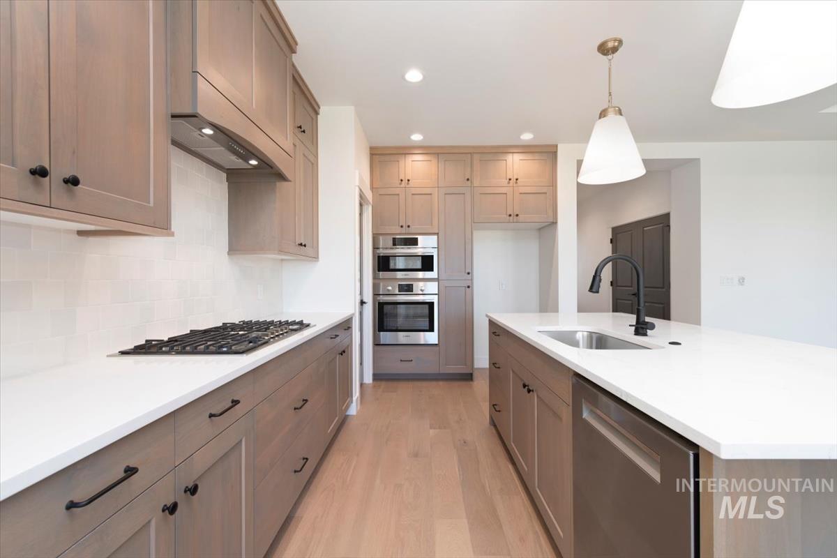 11049 W Lahinch Ln, Kuna, Idaho 83634-0000, 3 Bedrooms, 2 Bathrooms, Residential For Sale, Price $584,880,MLS 98975275