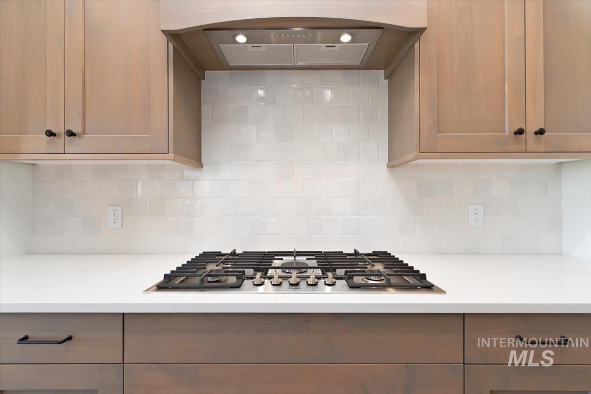 11049 W Lahinch Ln, Kuna, Idaho 83634-0000, 3 Bedrooms, 2 Bathrooms, Residential For Sale, Price $584,880,MLS 98975275