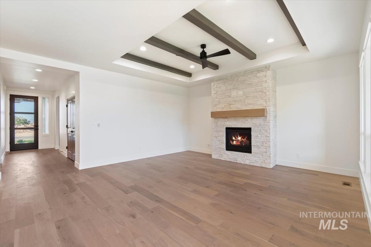 11049 W Lahinch Ln, Kuna, Idaho 83634-0000, 3 Bedrooms, 2 Bathrooms, Residential For Sale, Price $584,880, 98975275