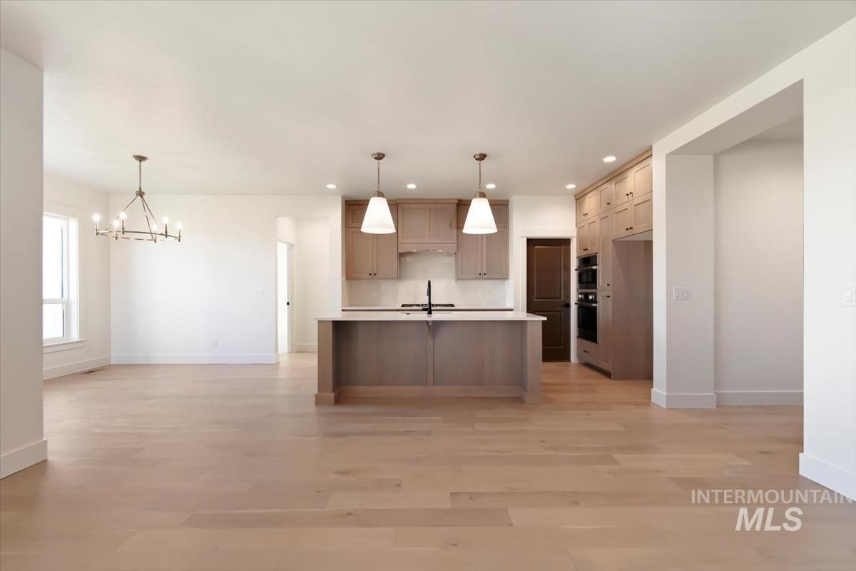 11049 W Lahinch Ln, Kuna, Idaho 83634-0000, 3 Bedrooms, 2 Bathrooms, Residential For Sale, Price $584,880,MLS 98975275