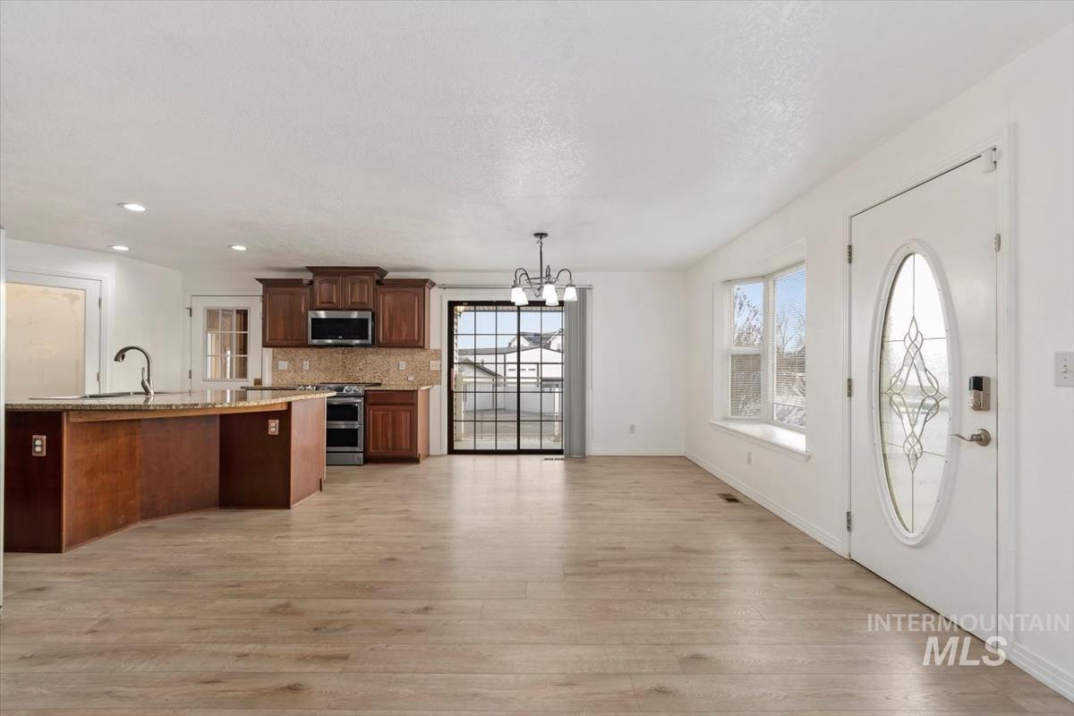 3320 Wilson Lane, Nampa, Idaho 83686, 3 Bedrooms, 2 Bathrooms, Residential For Sale, Price $650,000,MLS 98975277