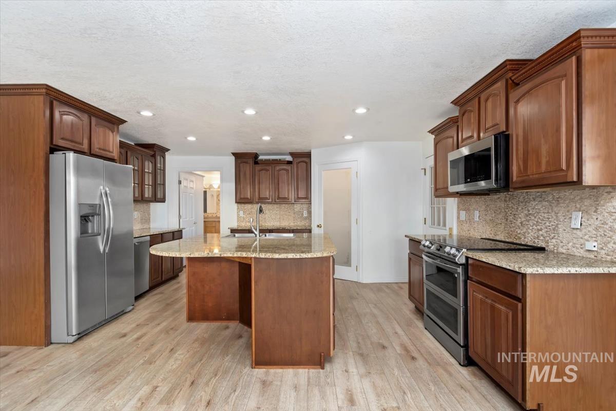 3320 Wilson Lane, Nampa, Idaho 83686, 3 Bedrooms, 2 Bathrooms, Residential For Sale, Price $650,000,MLS 98975277