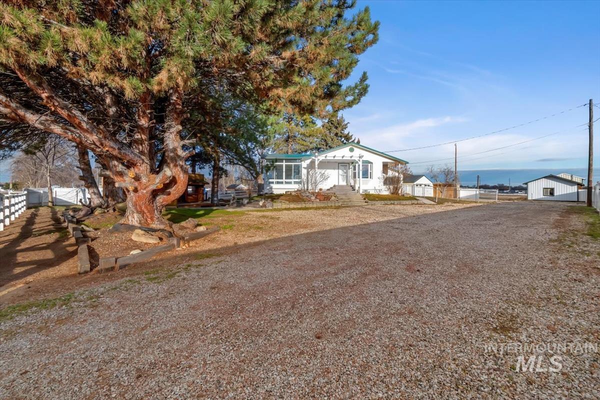 3320 Wilson Lane, Nampa, Idaho 83686, 3 Bedrooms, 2 Bathrooms, Residential For Sale, Price $650,000,MLS 98975277