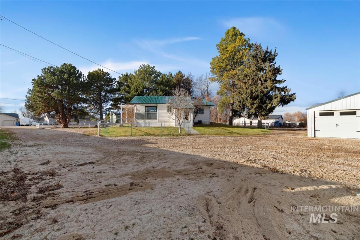 3320 Wilson Lane, Nampa, Idaho 83686, 3 Bedrooms, 2 Bathrooms, Residential For Sale, Price $650,000,MLS 98975277