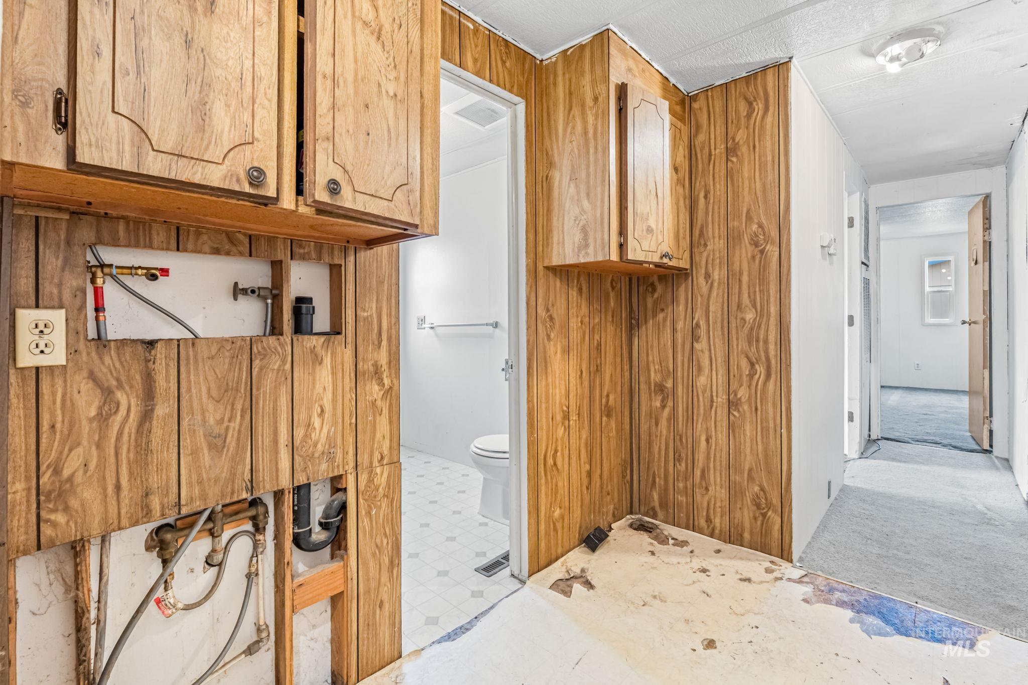 3948 Adams St, Garden City, Idaho 83714, 3 Bedrooms, 1 Bathroom, Residential For Sale, Price $35,000,MLS 98975278