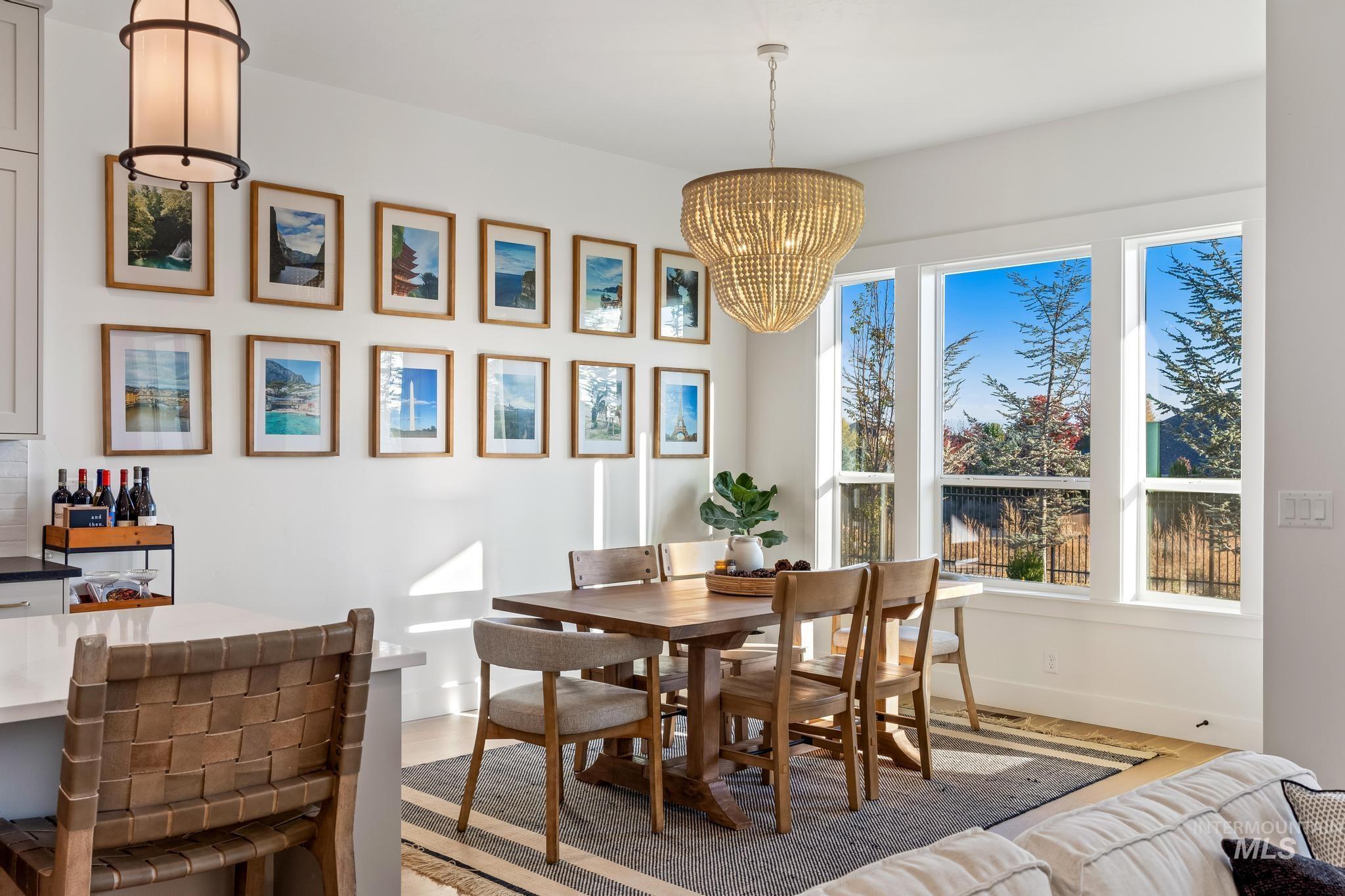 6419 W Piaffe St, Eagle, Idaho 83616, 3 Bedrooms, 2 Bathrooms, Residential For Sale, Price $785,000,MLS 98975280