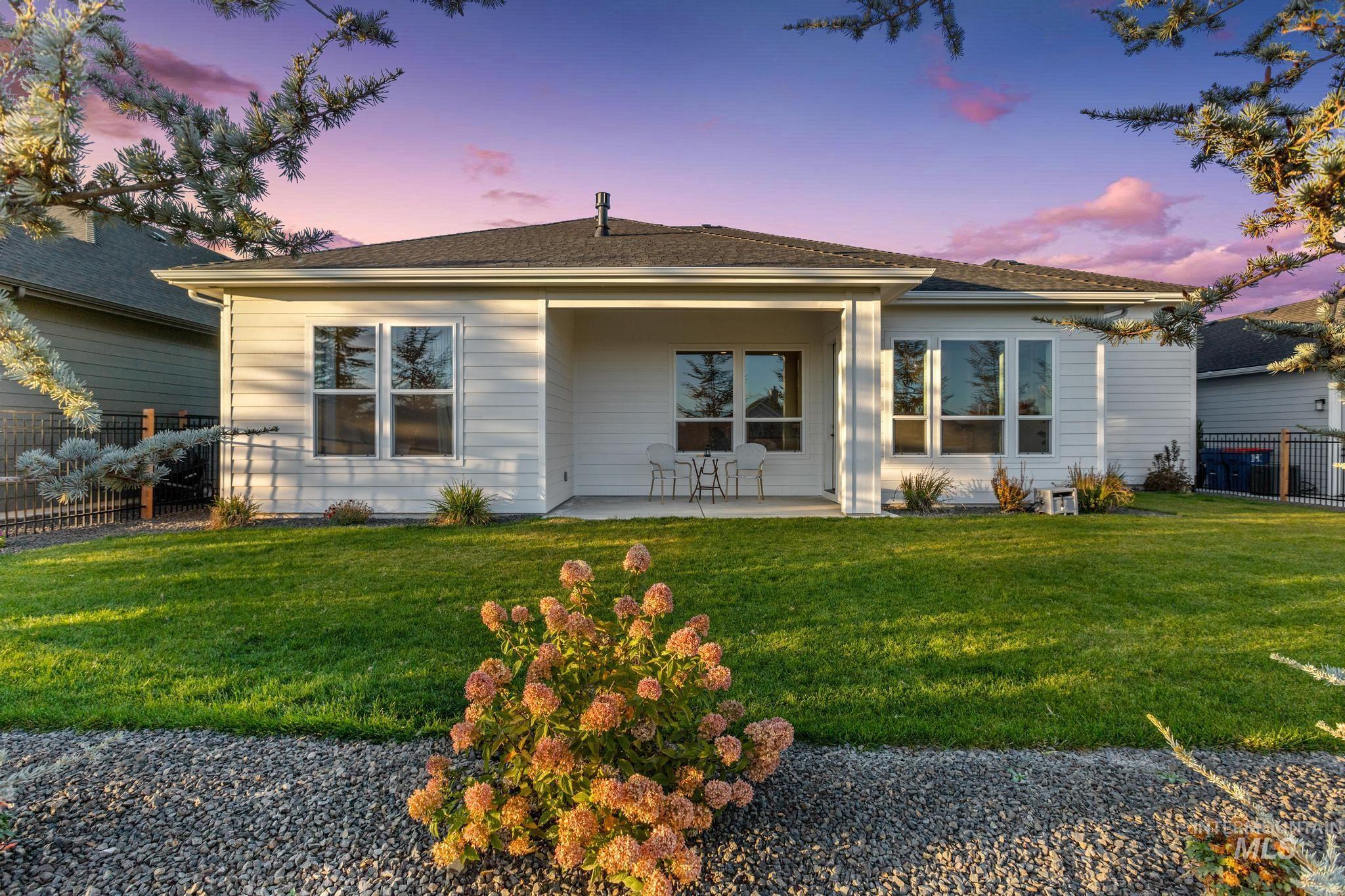 6419 W Piaffe St, Eagle, Idaho 83616, 3 Bedrooms, 2 Bathrooms, Residential For Sale, Price $785,000,MLS 98975280