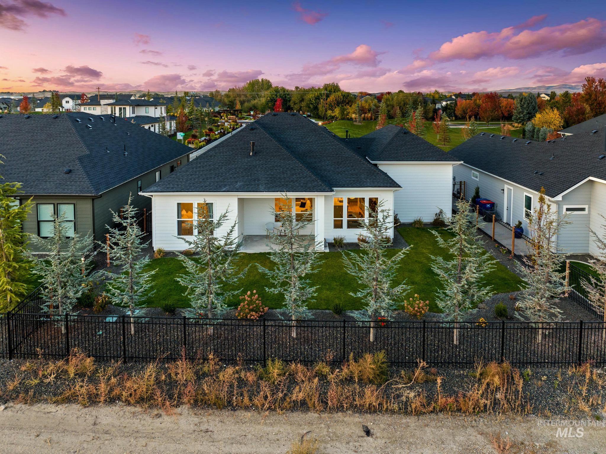 6419 W Piaffe St, Eagle, Idaho 83616, 3 Bedrooms, 2 Bathrooms, Residential For Sale, Price $785,000,MLS 98975280