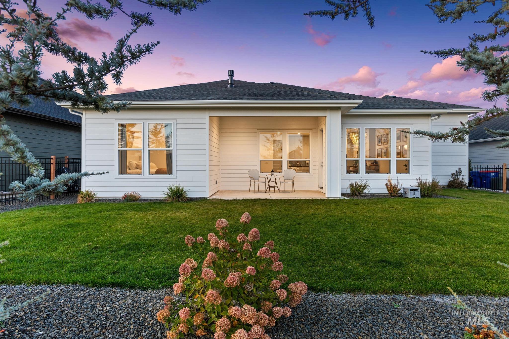 6419 W Piaffe St, Eagle, Idaho 83616, 3 Bedrooms, 2 Bathrooms, Residential For Sale, Price $785,000,MLS 98975280