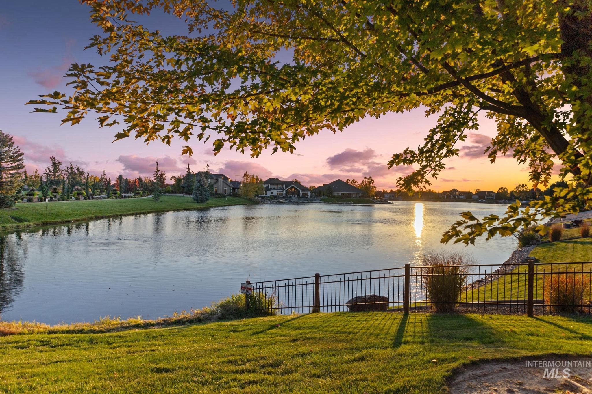 6419 W Piaffe St, Eagle, Idaho 83616, 3 Bedrooms, 2 Bathrooms, Residential For Sale, Price $785,000,MLS 98975280