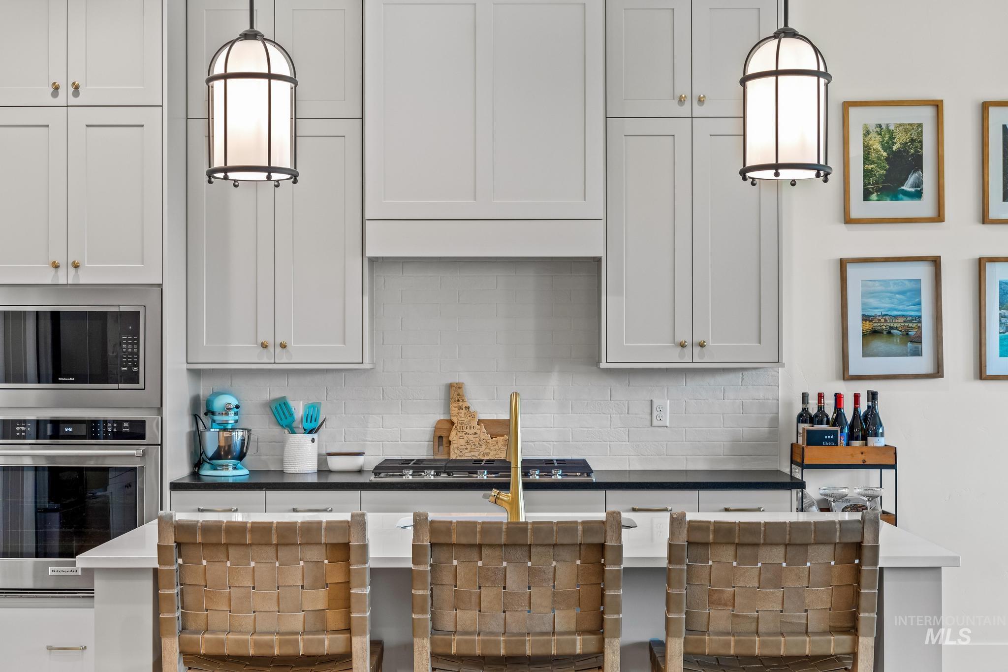 6419 W Piaffe St, Eagle, Idaho 83616, 3 Bedrooms, 2 Bathrooms, Residential For Sale, Price $785,000,MLS 98975280